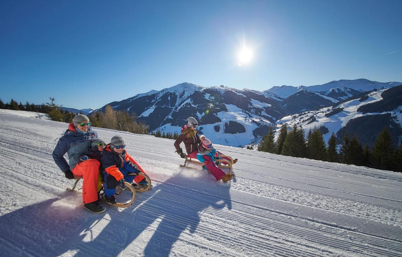 Hotel Barbarahof Saalbach, Inkl Jokercard Eksteriør billede
