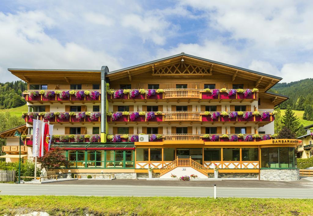 Hotel Barbarahof Saalbach, Inkl Jokercard Eksteriør billede